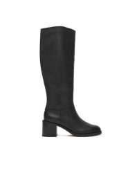 Clarks Kozaki Chamberly Hi 26182861 Czarny. Czarne kozaki Clarks, ze skóry, bez obcasa, na słupku, bez zapięcia. Za 879.99 zł.