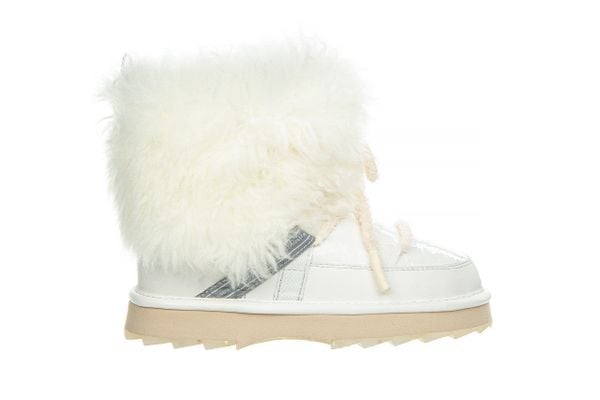 Śniegowce Emu Blurred Glossy Coconut 119180, Biały, Skóra naturalna - 38. Białe trapery i śniegowce EMU, z gumy. W wyprzedaży za 539.10 zł.