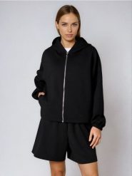 Bluza dresowa z kapturem i ściągaczami - czarny. Czarne bluzy sportowe Sinsay, l, bez wzorów, z dresówki, z kapturem. Za 59.99 zł.