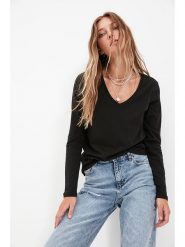 Trendyol Koszulka w kolorze czarnym rozmiar: XL. Czarne bluzki Trendyol, xl, bez wzorów, z bawełny, bez kołnierzyka, bez ramiączek. Za 41.79 zł.