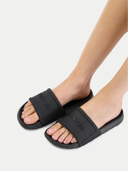 Hunter Klapki CEO-3C048 Czarny. Czarne klapki Hunter, bez wzorów, z syntetyku, bez obcasa. Za 119.99 zł.