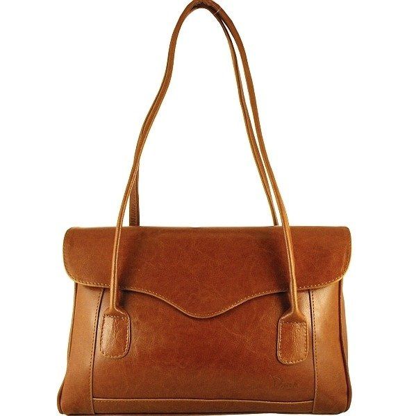 Torebka skórzana damska DAN-A T41 camel. Brązowe torebki klasyczne DAN-A, bez wzorów, ze skóry, bez dodatków. Za 399.99 zł.