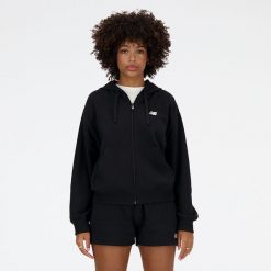 Bluza damska New Balance WJ41501BK – czarna. Czarne bluzy New Balance, l, bez wzorów, z bawełny, z kapturem. Za 299.99 zł.