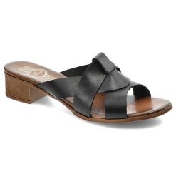 Czarne Klapki Lemar Wygodne Skórzane Buty Damskie. Czarne klapki Lemar, bez wzorów, ze skóry, bez obcasa, na obcasie. Za 175.00 zł.