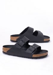 Birkenstock Arizona BF Klapki unisex czarne. Czarne klapki Birkenstock, bez wzorów, z materiału, bez obcasa. Za 309.99 zł.