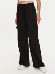 Vans Spodnie dresowe Frontside VN000HGP Czarny Loose Fit. Czarne spodnie dresowe Vans, l, bez wzorów, z dresówki. Za 159.99 zł.