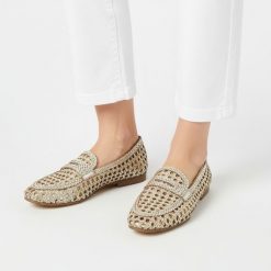 Baleriny damskie Gioseppo, płaski obcas wsuwany fason klasyczny mokasyn zamknięty nosek pleciona cholewka ażurowa struktura lekka konstrukcja, srebrn. Szare baleriny Hot Potatoes by Gioseppo, w ażurowe wzory, bez obcasa, na obcasie. Za 429.00 zł.
