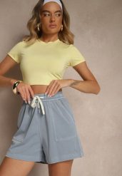 Jasnoniebieskie Szorty High Waist z Wiskozą o Klasycznym Kroju z Kieszeniami i Wiązaniem Raletta. Niebieskie szorty Renee, bez wzorów, z wiskozy, eleganckie, z podwyższonym stanem. Za 69.99 zł.