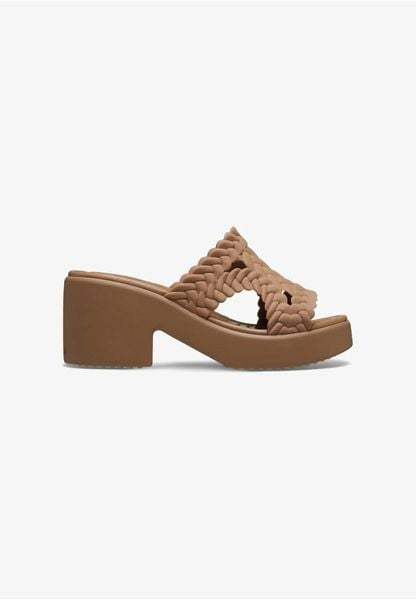 Klapki Dla Dorosłych Crocs Brooklyn Woven Heel Slide. Brązowe klapki Crocs, bez wzorów, z materiału, bez obcasa. Za 263.99 zł.
