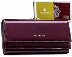 Portfel skórzany Peterson PTN 421028-SH fioletowy. Fioletowe portfele Peterson, bez wzorów, ze skóry. Za 159.99 zł.