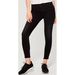 Jeansy skinny fit - Czarny. Jeansy Mohito. Za 119.99 zł.