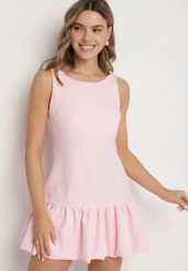 Różowy Taliowany Kombinezon z Falbanką Novenira. Czerwone sukienki Born2be, m, bez wzorów, eleganckie, bez kołnierzyka, bez ramiączek. Za 79.99 zł.