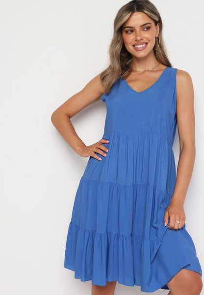 Niebieska Rozkloszowana Sukienka z Bawełny na Ramiączkach Zasea. Niebieskie sukienki Born2be, na co dzień, na lato, l, bez wzorów, z bawełny, bez kołnierzyka, bez ramiączek, rozkloszowane. Za 49.99 zł.