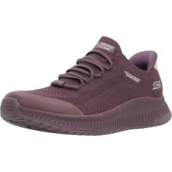 Buty SKECHERS SLIP-INS BOBS SQUAD 4 DIRE STEP Bordeaux. Czerwone trekkingi Skechers, z tkaniny, na fitness i siłownię. Za 319.99 zł.
