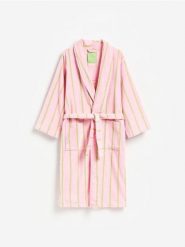 Bawełniany szlafrok - pastelowy róż. Czerwone szlafroki Reserved, l, bez wzorów, z bawełny, bez ramiączek, bez kaptura. Za 169.99 zł.