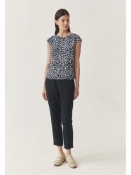 TATUUM Bluzka w kolorze granatowo-białym rozmiar: 38. Niebieskie bluzki Tatuum, bez wzorów, z wiskozy, bez kołnierzyka, bez ramiączek. Za 74.11 zł.