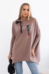 Bluza oversize z asymetrycznymi bokami mocca. Bluzy KESI, l, bez wzorów, z bawełny, bez kaptura. Za 209.11 zł.