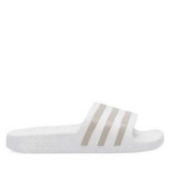 Klapki adidas. Białe klapki Adidas, bez wzorów, bez obcasa. Za 99.99 zł.