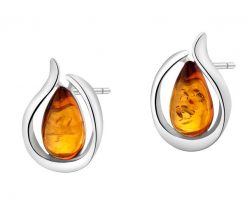 Kolczyki srebrne z bursztynem. Szare kolczyki Apart, z bursztynem, srebrne. Za 259.00 zł.