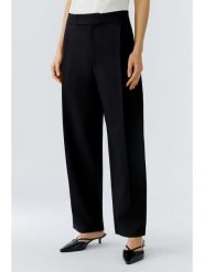 Oui Spodnie w kolorze czarnym rozmiar: 34. Czarne spodnie materiałowe Oui, na co dzień, bez wzorów, z materiału, z podwyższonym stanem. Za 173.99 zł.