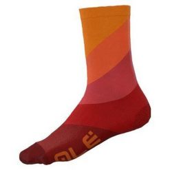 Skarpetki rowerowe Alé Cycling Diagonal Digitopress. Czerwone skarpety ALÉ CYCLING, bez wzorów. Za 107.45 zł.