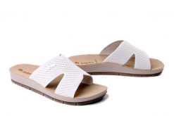 INBLU AG-14 002 beżowy, klapki damskie. Brązowe klapki Inblu, bez wzorów, bez obcasa. Za 71.99 zł.