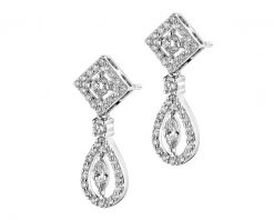 Kolczyki z białego złota z diamentami - 0,68 ct - próba 750. Białe kolczyki Apart, z diamentem, złote. Za 10,990.00 zł.