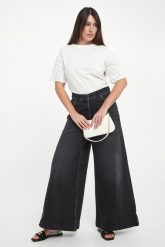 Jeansy damskie TWINSET ACTITUDE. Jeansy Twinset Milano, bez wzorów. Za 909.00 zł.