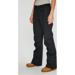 Roxy - Spodnie snowboardowe. Spodnie narciarskie marki Roxy. W wyprzedaży za 439.90 zł.