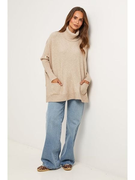 Soft Cashmere Golf w kolorze szarobrązowym rozmiar: 38/40. Brązowe golfy Soft Cashmere, bez wzorów, z kaszmiru, bez ramiączek. Za 113.63 zł.