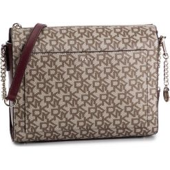 Torebka DKNY - Bryant Med Bx Crsbody R74EJ005 Chn Lg/Bldred QLA. Brązowe listonoszki DKNY, bez wzorów, ze skóry ekologicznej, bez dodatków. W wyprzedaży za 509.00 zł.