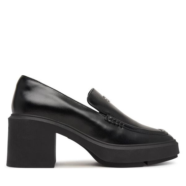 Półbuty Calvin Klein. Czarne czółenka Calvin Klein, bez wzorów, bez obcasa, na obcasie, bez zapięcia. Za 699.99 zł.
