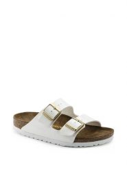 Birkenstock Klapki w kolorze białym rozmiar: 37. Białe klapki Birkenstock, bez wzorów, z materiału, z otwartym noskiem, bez obcasa. Za 318.45 zł.