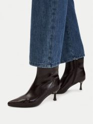 DeeZee Botki CEO-CC2581 Bordowy. Czerwone botki DeeZee, bez wzorów, ze skóry, bez obcasa, na szpilce, bez zapięcia. Za 189.99 zł.