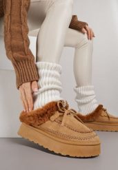 Brązowe Wsuwane Śniegowce w Rustykalnym Stylu z Kokardą i Futrem Tusora. Brązowe trapery i śniegowce Born2be. Za 99.99 zł.