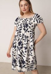 Niebieska Wiskozowa Sukienka Hiszpanka w Kwiatowy Wzór Berinira. Niebieskie sukienki Born2be, na co dzień, na lato, uniwersalny, bez wzorów, z wiskozy, casualowe, bez kołnierzyka, bez ramiączek, proste. Za 59.99 zł.