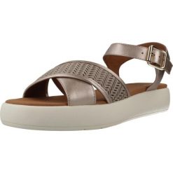 Sandały GEOX D CAMALEI Rose. Czerwone sandały Geox, bez wzorów, z syntetyku, sportowe, bez obcasa, bez zapięcia. Za 333.99 zł.