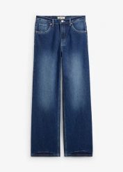 Dżinsy loose, prosta nogawka. Czarne jeansy bonprix, bez wzorów, z podwyższonym stanem. Za 122.99 zł.