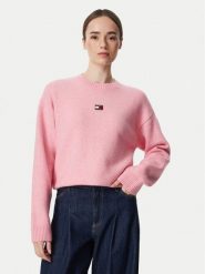 Tommy Jeans Sweter Fluffy Badge DW0DW23831 Różowy jasny Regular Fit. Czerwone swetry Tommy Jeans, xl, bez wzorów, z jeansu, bez ramiączek. Za 449.99 zł.