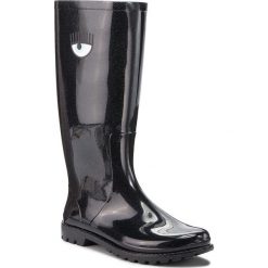 Kalosze CHIARA FERRAGNI - 18AI-CF2188 Black. Czarne kalosze Chiara Ferragni, bez wzorów, z tworzywa sztucznego. W wyprzedaży za 479.00 zł.