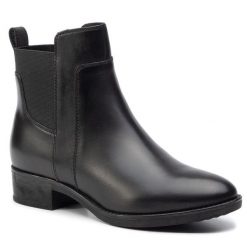 Botki Geox. Czarne botki Geox, bez wzorów, bez obcasa, na płaskiej podeszwie, bez zapięcia. Za 589.99 zł.