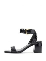 Guess Sandały 181567 Czarny. Czarne sandały Guess, z aplikacjami, bez obcasa, na słupku, bez zapięcia. Za 589.99 zł.