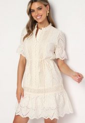 Jasnobeżowa Bawełniana Ażurowa Sukienka w Stylu Boho z Falbanką i Paskiem Nelisse. Brązowe sukienki Born2be, na lato, l, w ażurowe wzory, z bawełny, boho, bez kołnierzyka, bez ramiączek, midi, kopertowe. Za 169.99 zł.