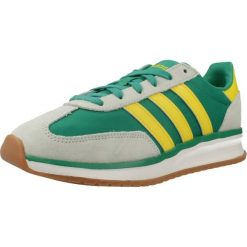Buty ADIDAS RUN 70S 2.0 Zielony. Zielone trekkingi Adidas, ze skóry, trekkingowe. Za 301.20 zł.