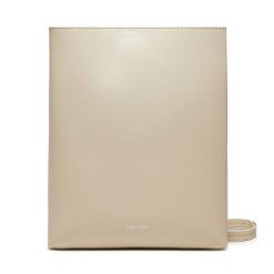 Torebka Calvin Klein. Listonoszki Calvin Klein, bez wzorów, bez dodatków. Za 949.99 zł.