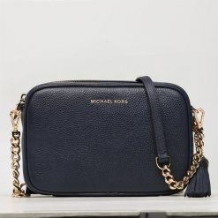 Torebka MICHAEL Michael Kors. Niebieskie listonoszki MICHAEL Michael Kors, bez wzorów, bez dodatków. Za 619.99 zł.