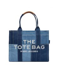Marc Jacobs Torebka The Denim Large Tote Bag H018M06FA21 Niebieski. Niebieskie shopper Marc Jacobs, bez wzorów, z denimu, bez dodatków. Za 1,749.00 zł.