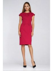 Nife Sukienka w kolorze czerwonym rozmiar: 40. Czerwone sukienki Nife, bez wzorów, bez kołnierzyka, bez ramiączek, midi. Za 175.26 zł.