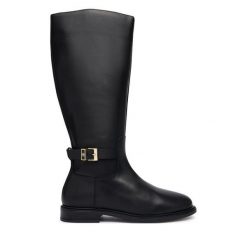 Kozaki Tommy Hilfiger. Czarne kozaki TOMMY HILFIGER, bez obcasa, bez zapięcia. Za 949.99 zł.
