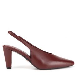 Sandały GINO ROSSI. Czerwone sandały Gino Rossi, bez wzorów, bez obcasa, na słupku, bez zapięcia. Za 299.99 zł.